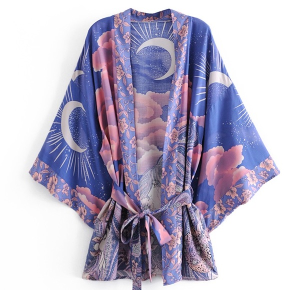 Tops - COPY - Gorgeous crescent moon kimono top